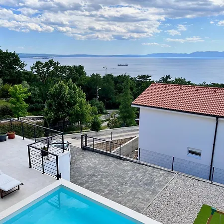 Zara Bella Vista Vila *