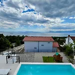Villa Zara Bella Vista