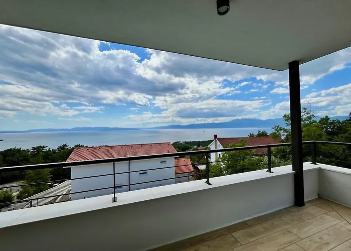 Вилла Zara Bella Vista Кострена